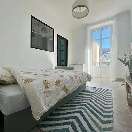 2 Pieces Cocooning Pres Du Port/gare Riquier * Nice
